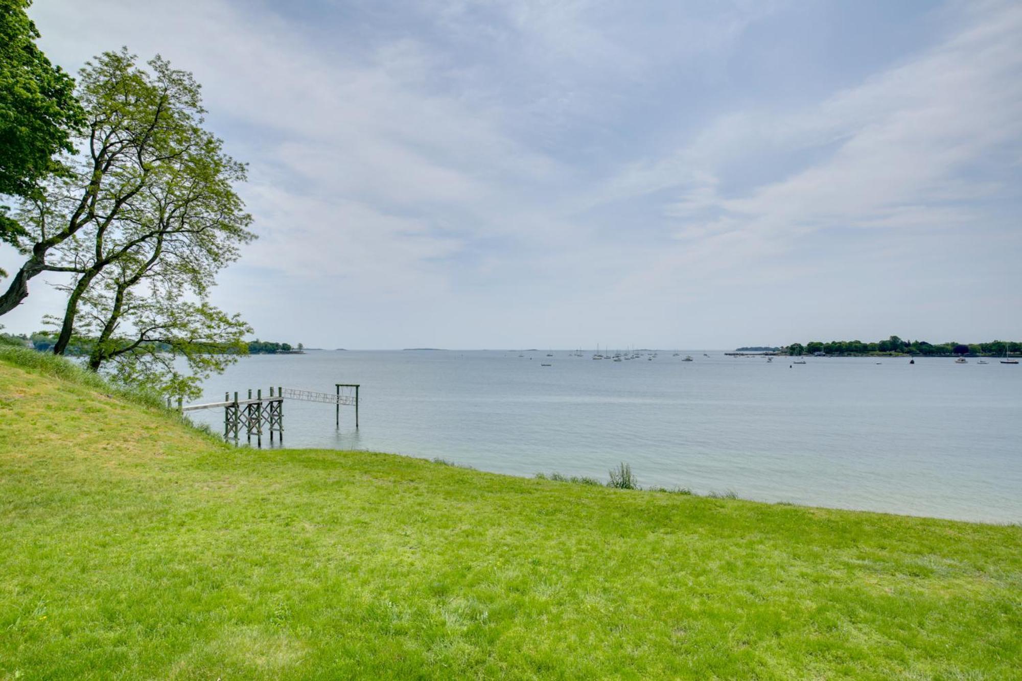 Quaint Beverly Townhome Walk To Beach And Downtown! エクステリア 写真